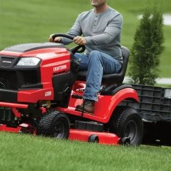 Tondeuse autoportée T260 virage serré de Craftsman, hydrostatique, 23 hp, 50 po 7 Tondeuse autoportée T260 virage serré de Craftsman, hydrostatique, 23 hp, 50 po -CRAFTSMAN Soldes Magasin 330788951 AlternateImage3 l